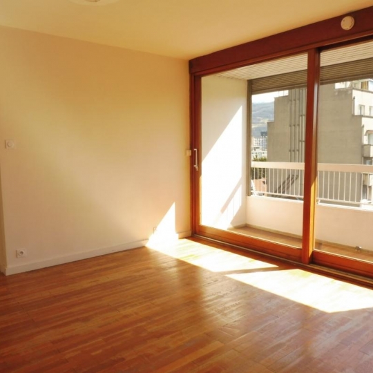  Annonces CHATILLON : Appartement | GRENOBLE (38100) | 52 m2 | 660 € 