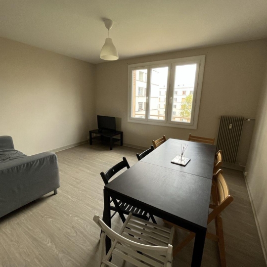  Annonces CHATILLON : Appartement | VILLEFRANCHE-SUR-SAONE (69400) | 57 m2 | 960 € 