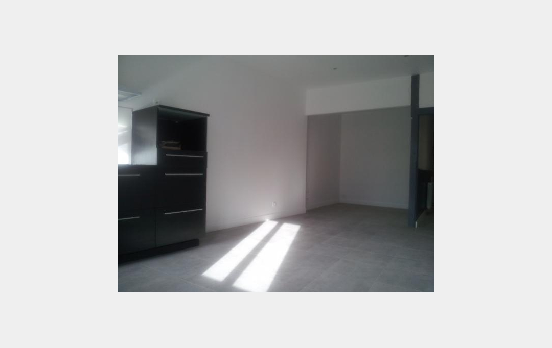 Annonces CHATILLON : Appartement | SAIN-BEL (69210) | 34 m2 | 470 € 